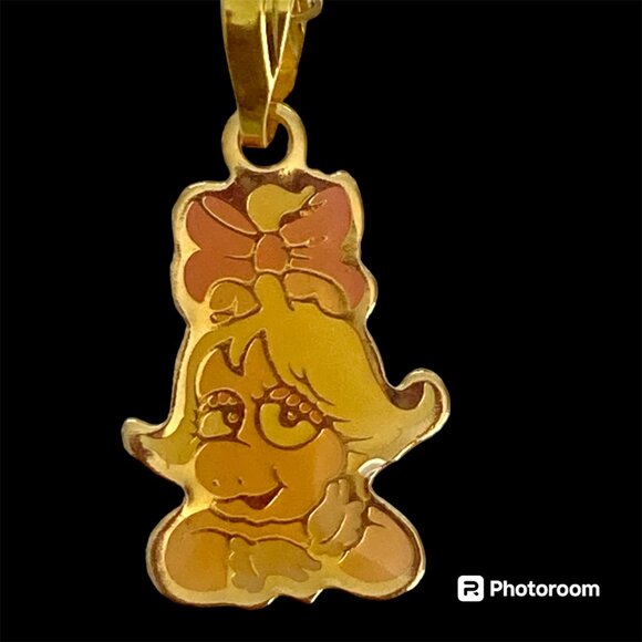 Vintage Miss Piggy Muppets Charm Necklace Signed Jim Henson 18" Gold Plated - Picture 1 of 12